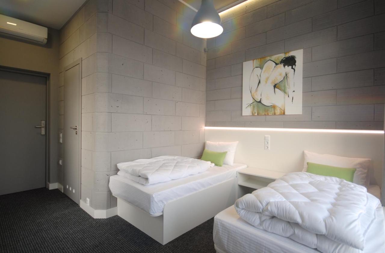 Cubby Hotel Lviv Extérieur photo