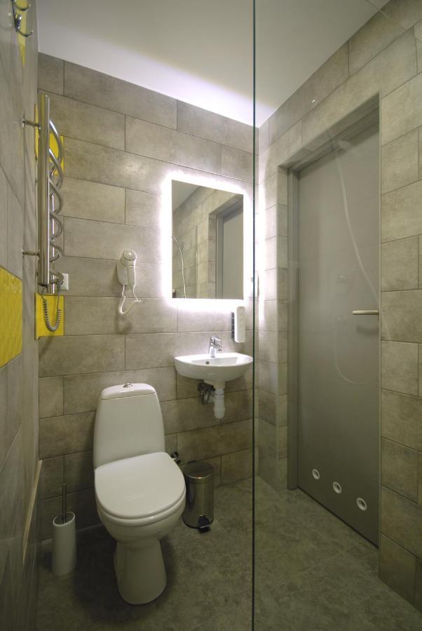 Cubby Hotel Lviv Extérieur photo
