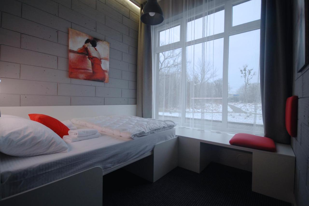 Cubby Hotel Lviv Extérieur photo